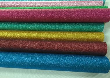 الصين Preventent Fashion Wallpaper Glitter Material 50m with Backup Backing المزود